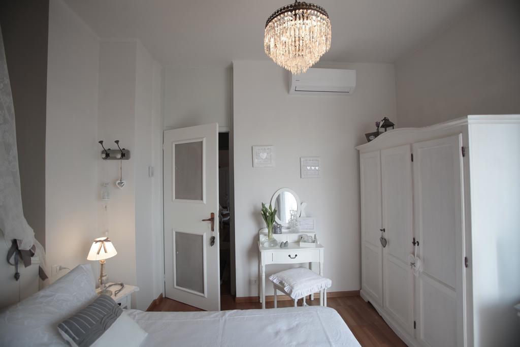B&B La Casa Di Pamela Casciago Luaran gambar