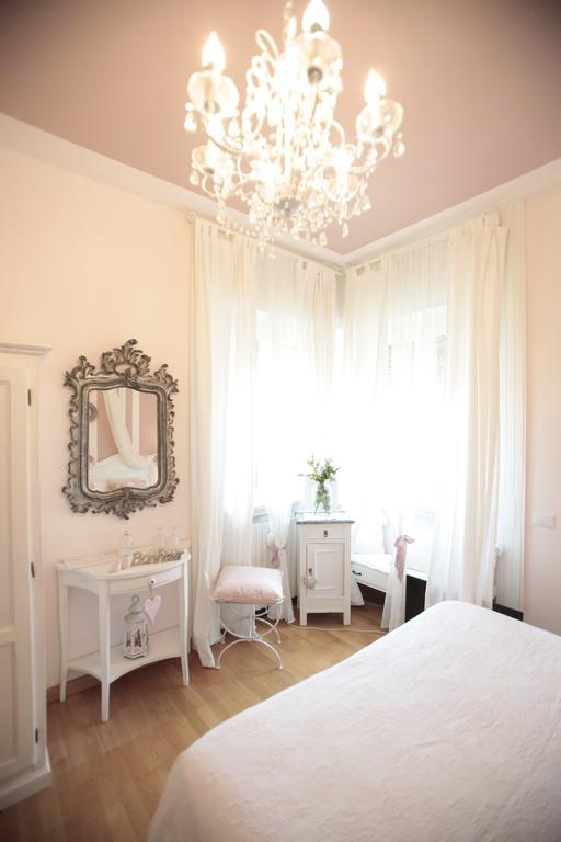 B&B La Casa Di Pamela Casciago Luaran gambar