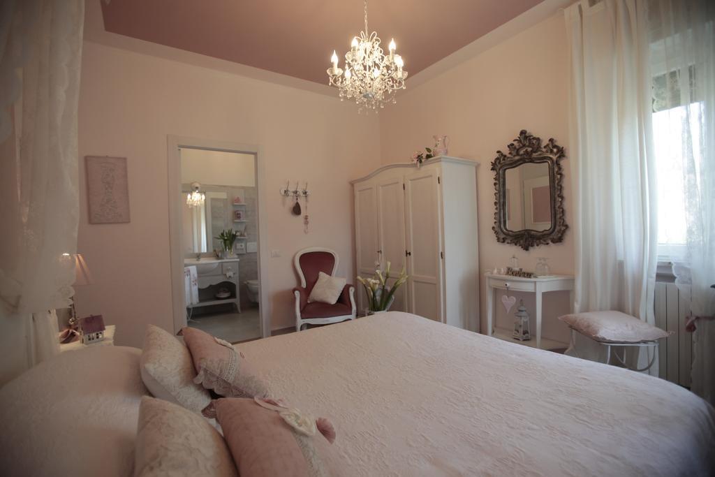 B&B La Casa Di Pamela Casciago Luaran gambar